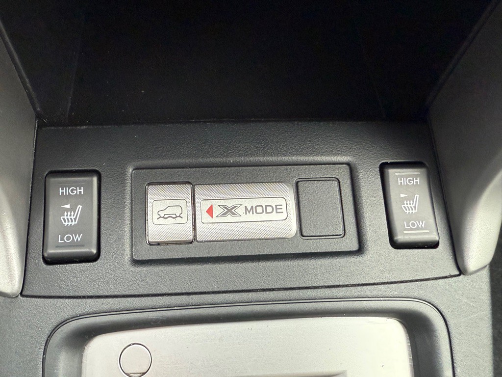 2017 Subaru Forester Image 30