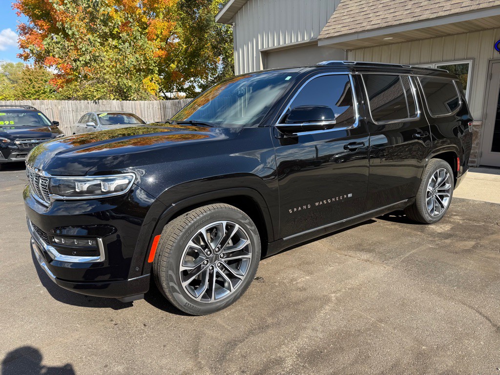 2023 Jeep Grand Cherokee Image 2