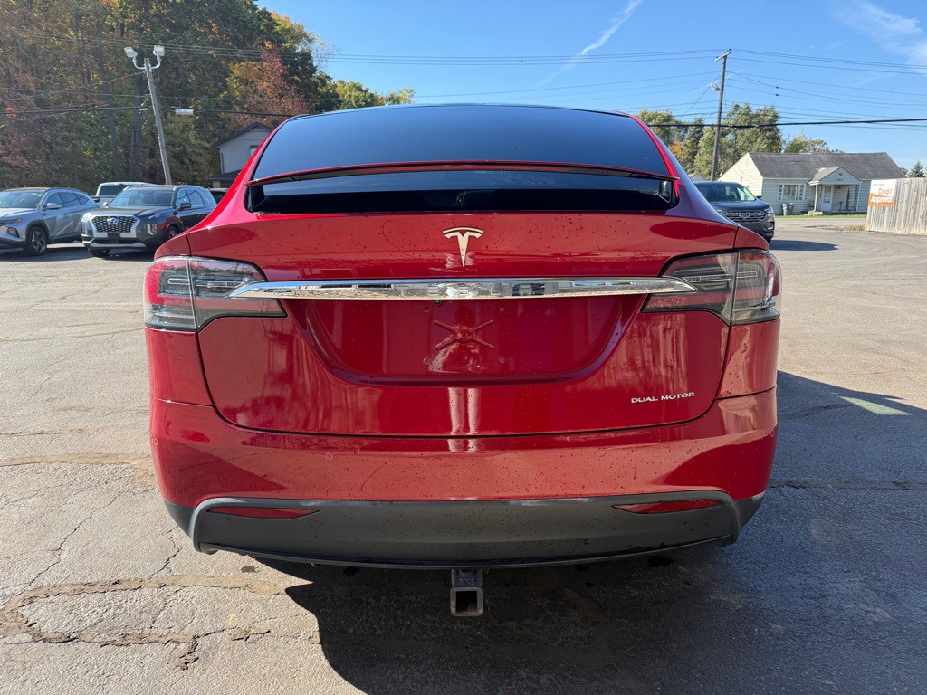 2020 Tesla Model X Image 4