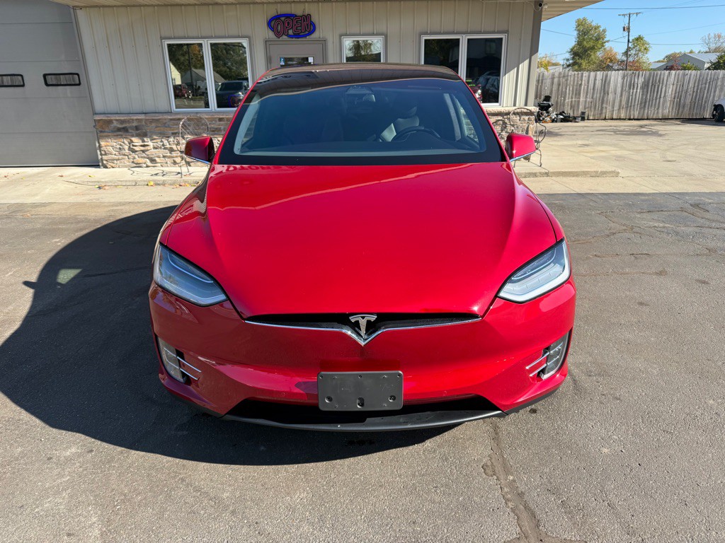 2020 Tesla Model X Image 8