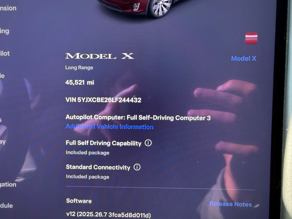 2020 Tesla Model X Image 24
