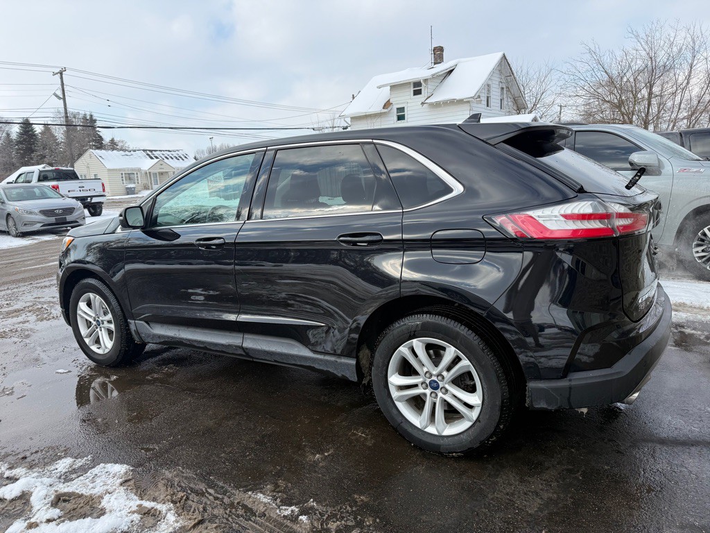 2020 Ford Edge Image 4