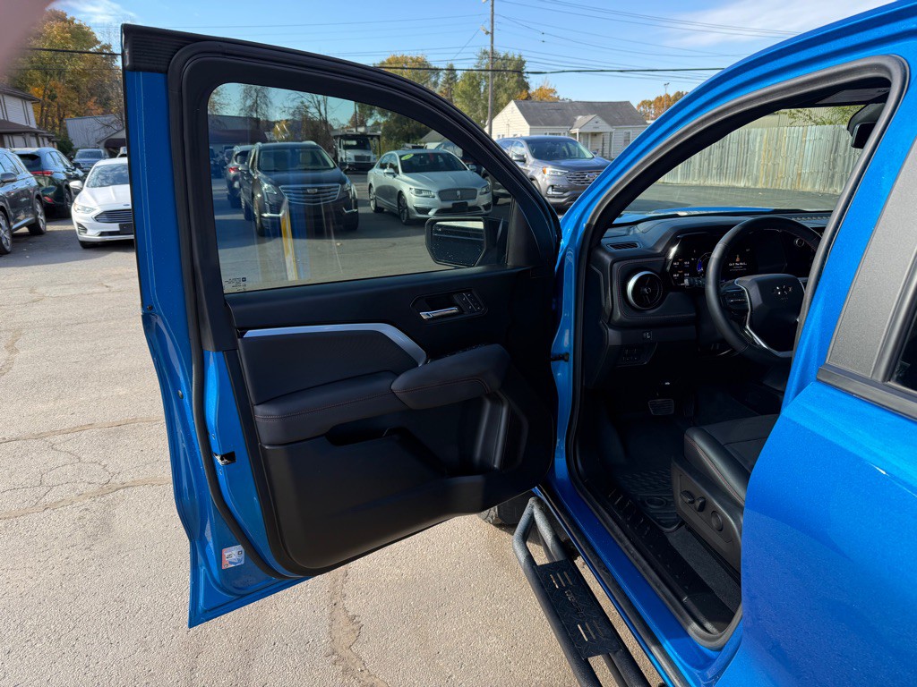 2024 Chevrolet Colorado Image 12