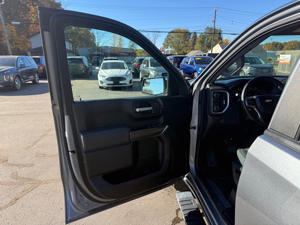 2019 Chevrolet Silverado 1500 Image 9