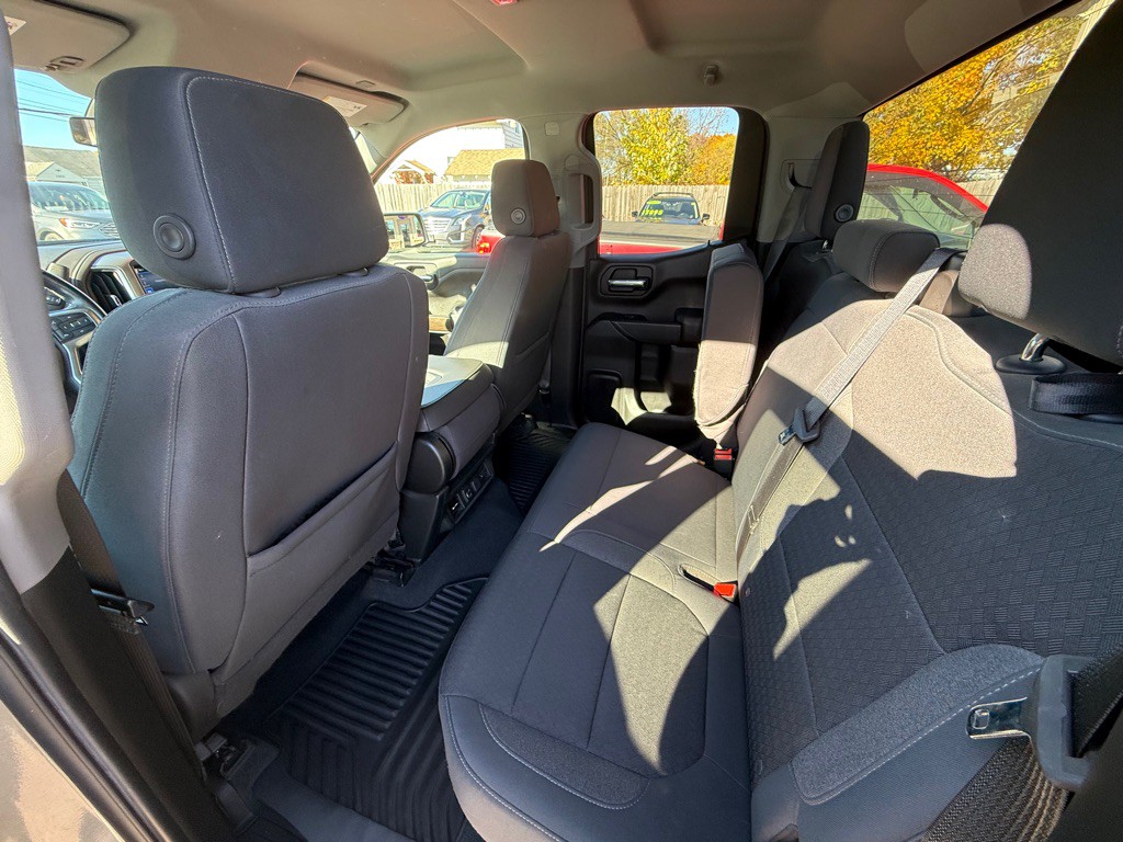 2019 Chevrolet Silverado 1500 Image 12