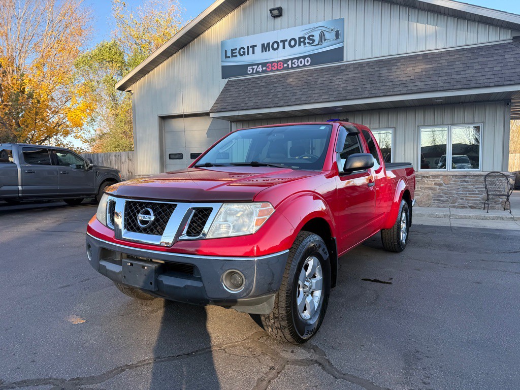 2010 Nissan Frontier Image 1