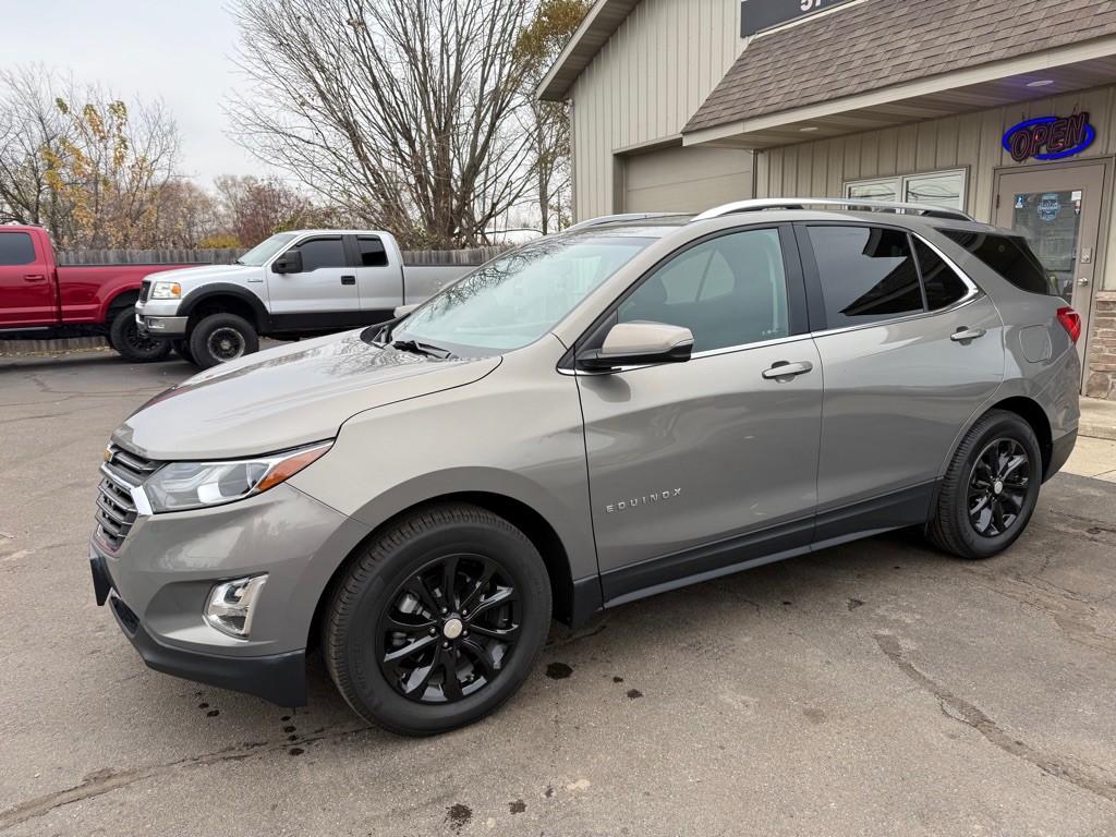 2018 Chevrolet Equinox Image 2