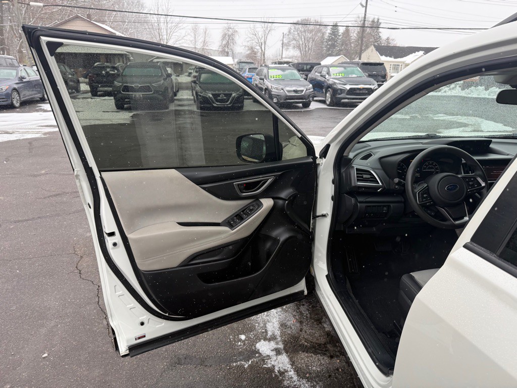 2020 Subaru Forester Image 9