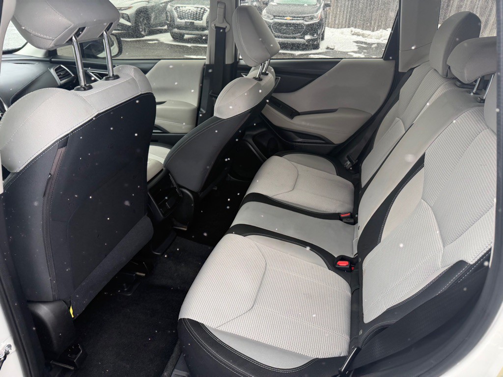 2020 Subaru Forester Image 12