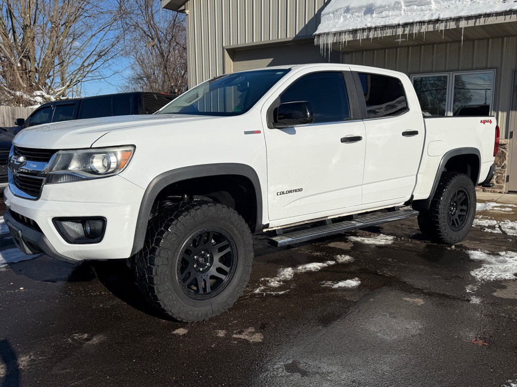 2016 Chevrolet Colorado Image 2