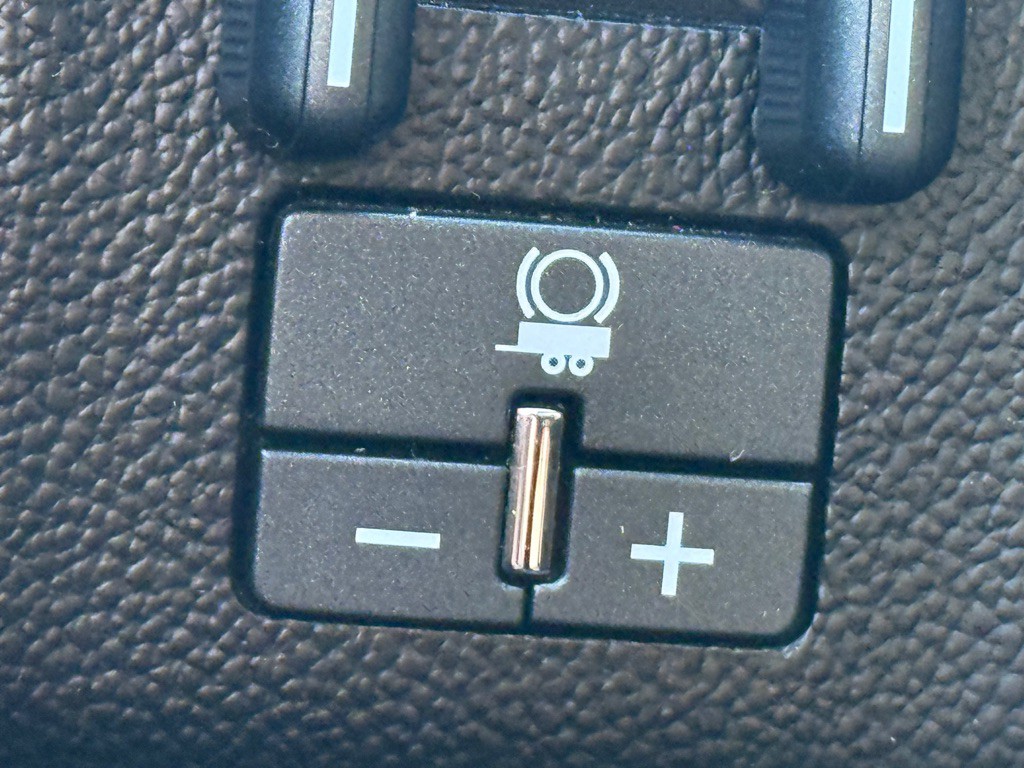 2016 Chevrolet Colorado Image 25