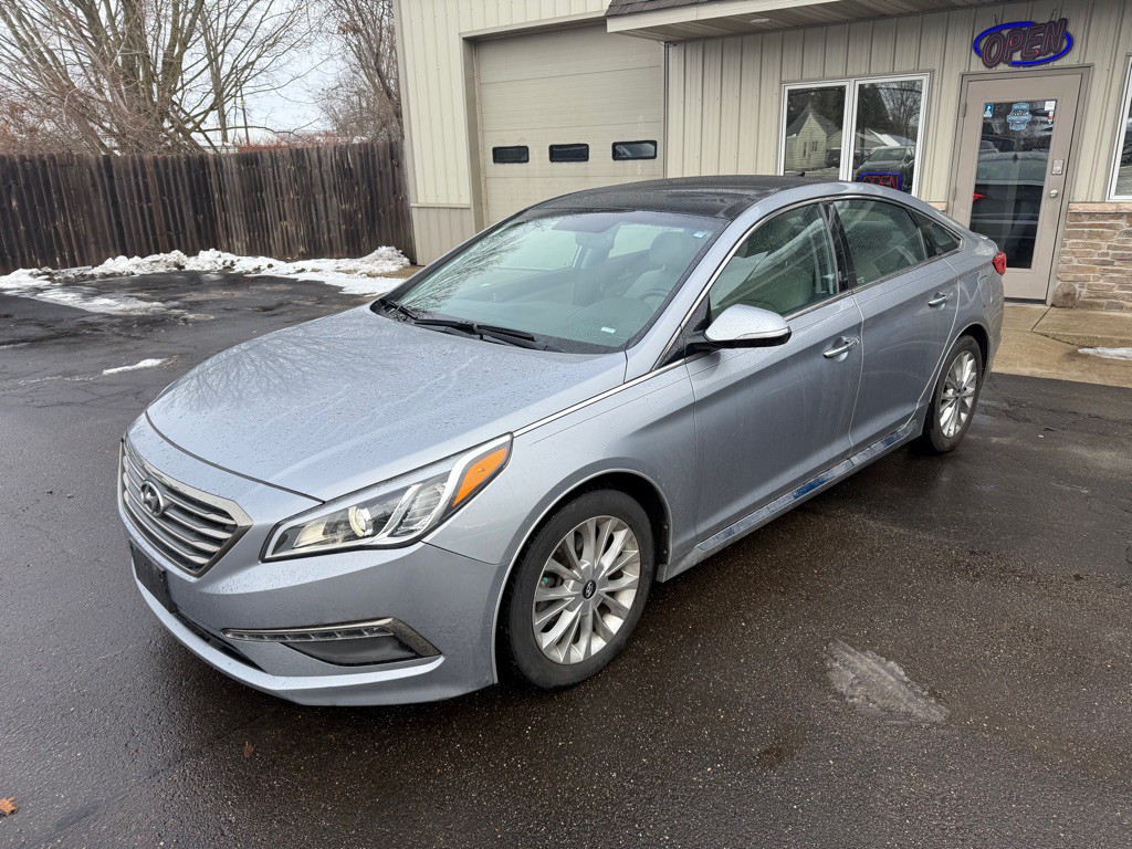 2015 Hyundai Sonata Image 2