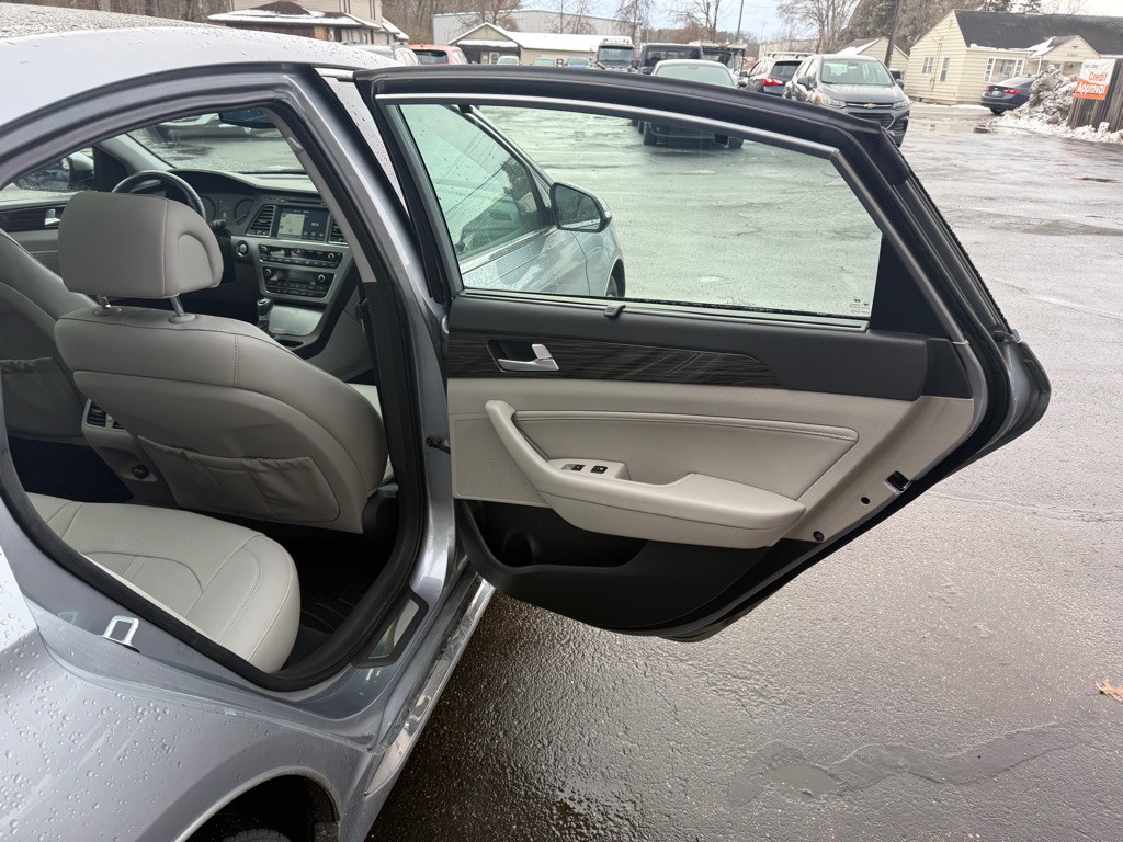 2015 Hyundai Sonata Image 13