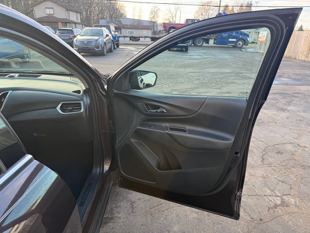 2020 Chevrolet Equinox Image 17