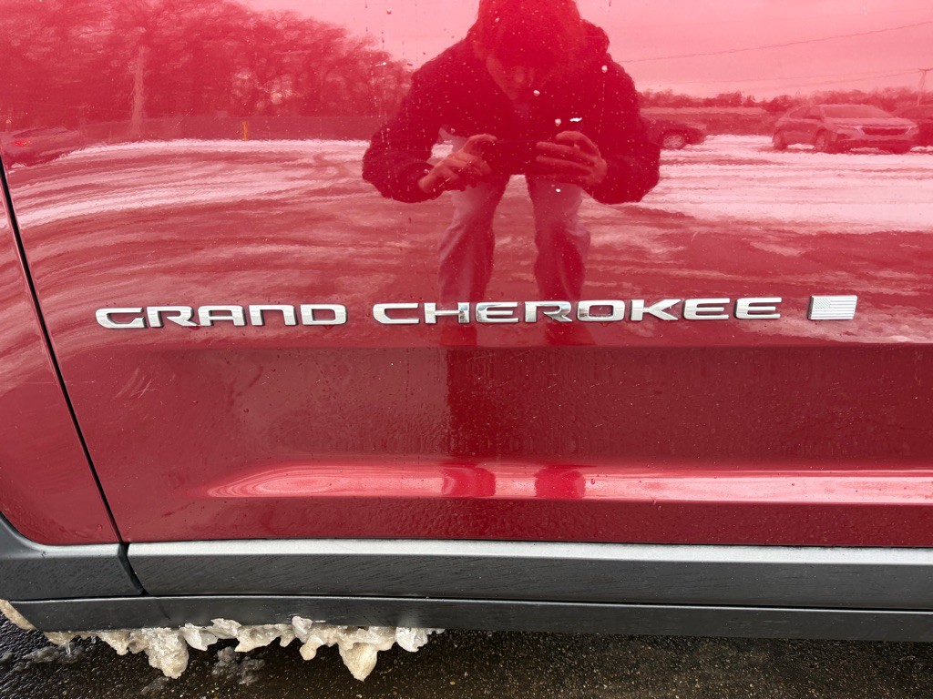 2021 Jeep Grand Cherokee Image 3