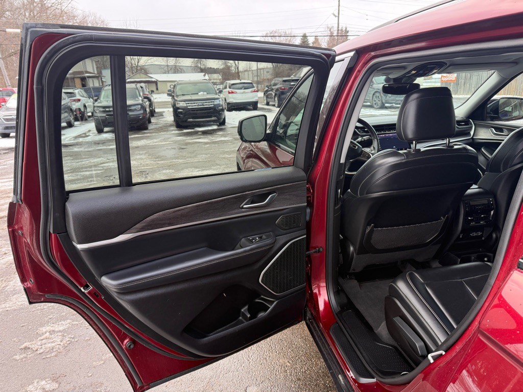 2021 Jeep Grand Cherokee Image 13