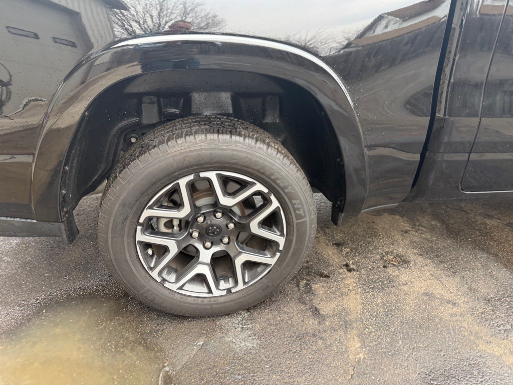 2025 RAM 1500 Image 9