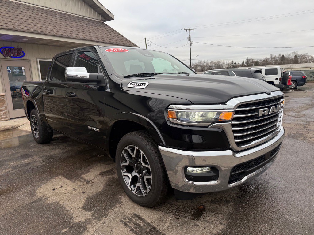 2025 RAM 1500 Image 11