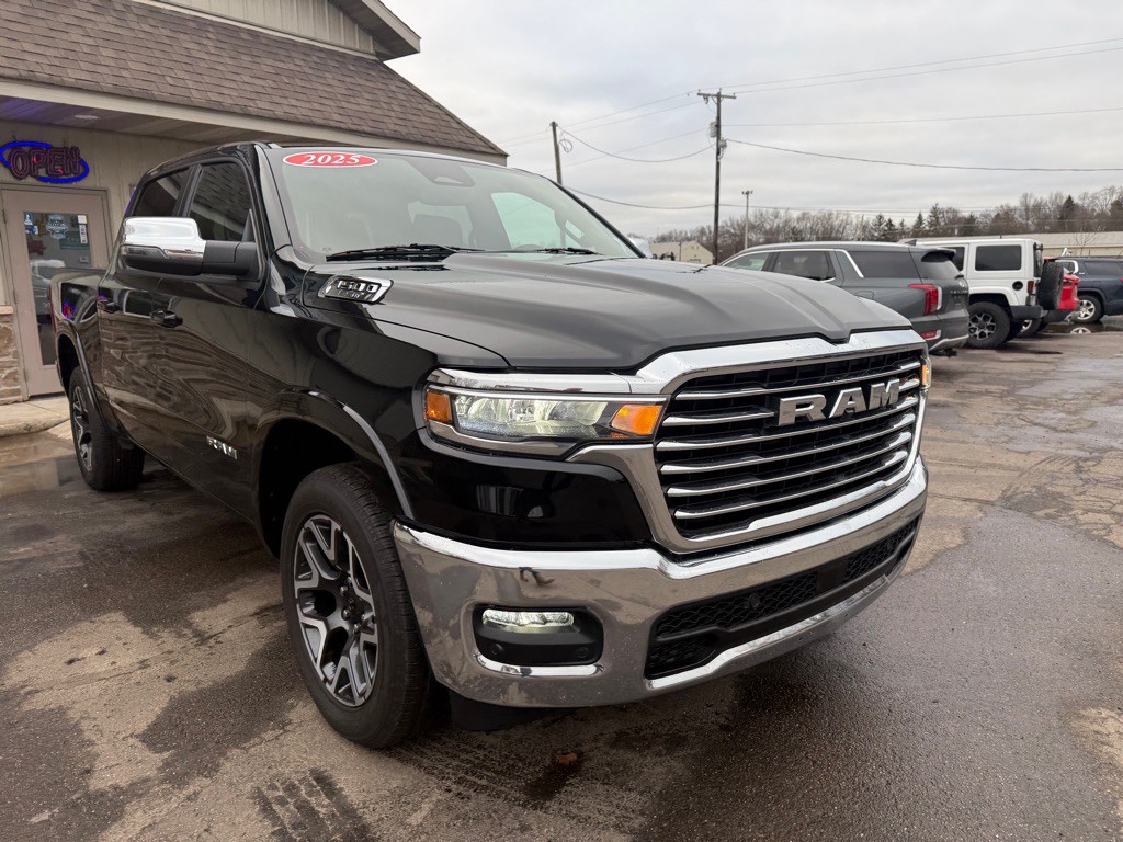 2025 RAM 1500 Image 14