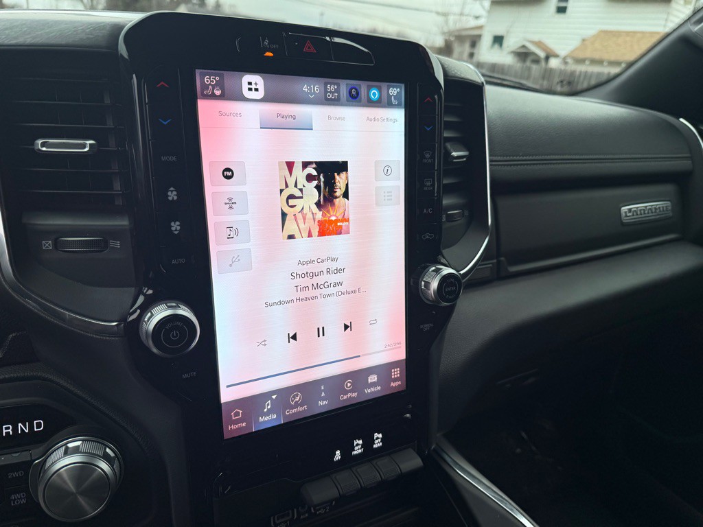 2025 RAM 1500 Image 23