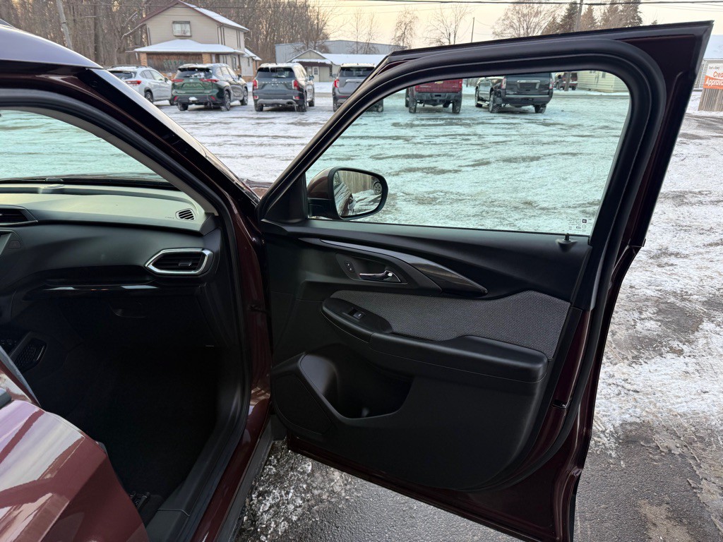 2022 Chevrolet Trailblazer Image 16