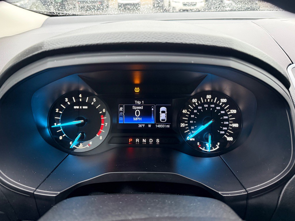 2017 Ford Edge Image 19