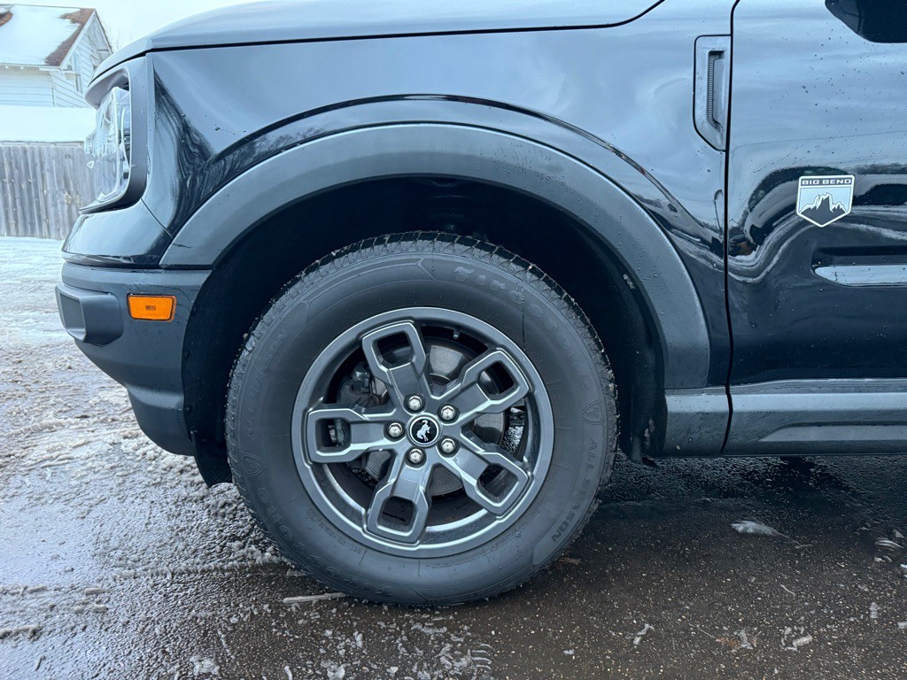 2022 Ford Bronco Image 3