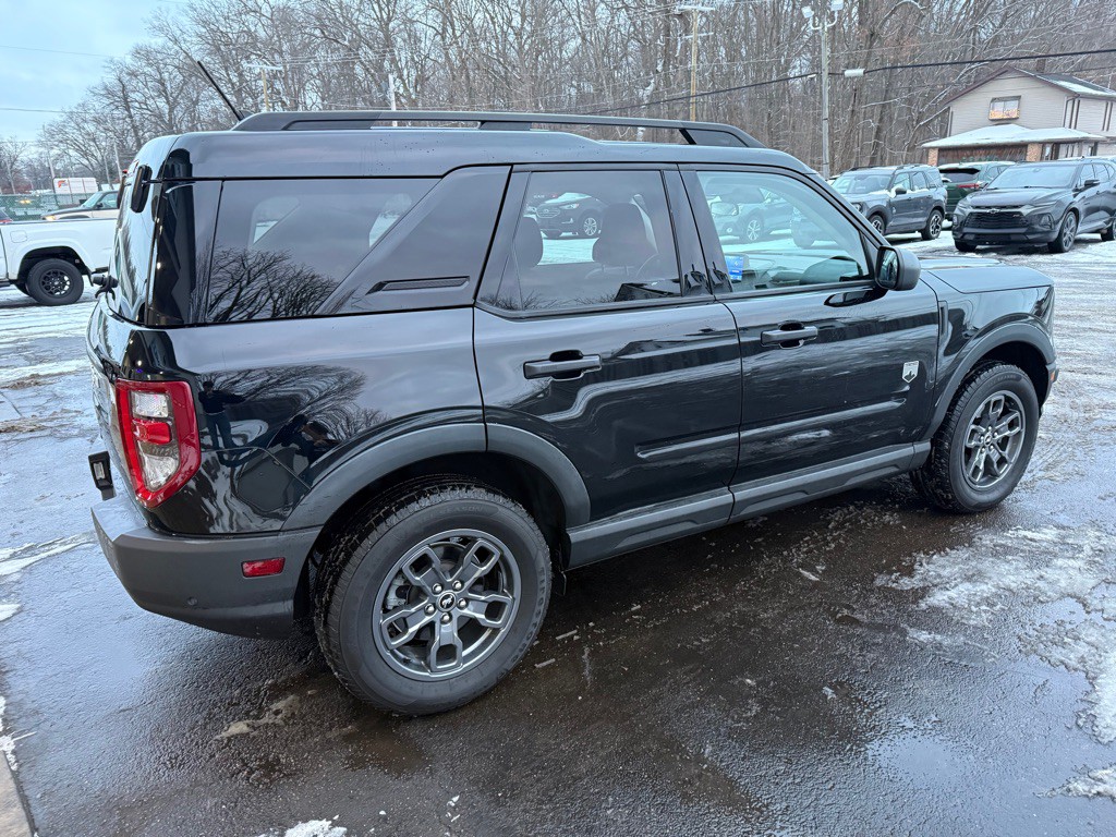 2022 Ford Bronco Image 7