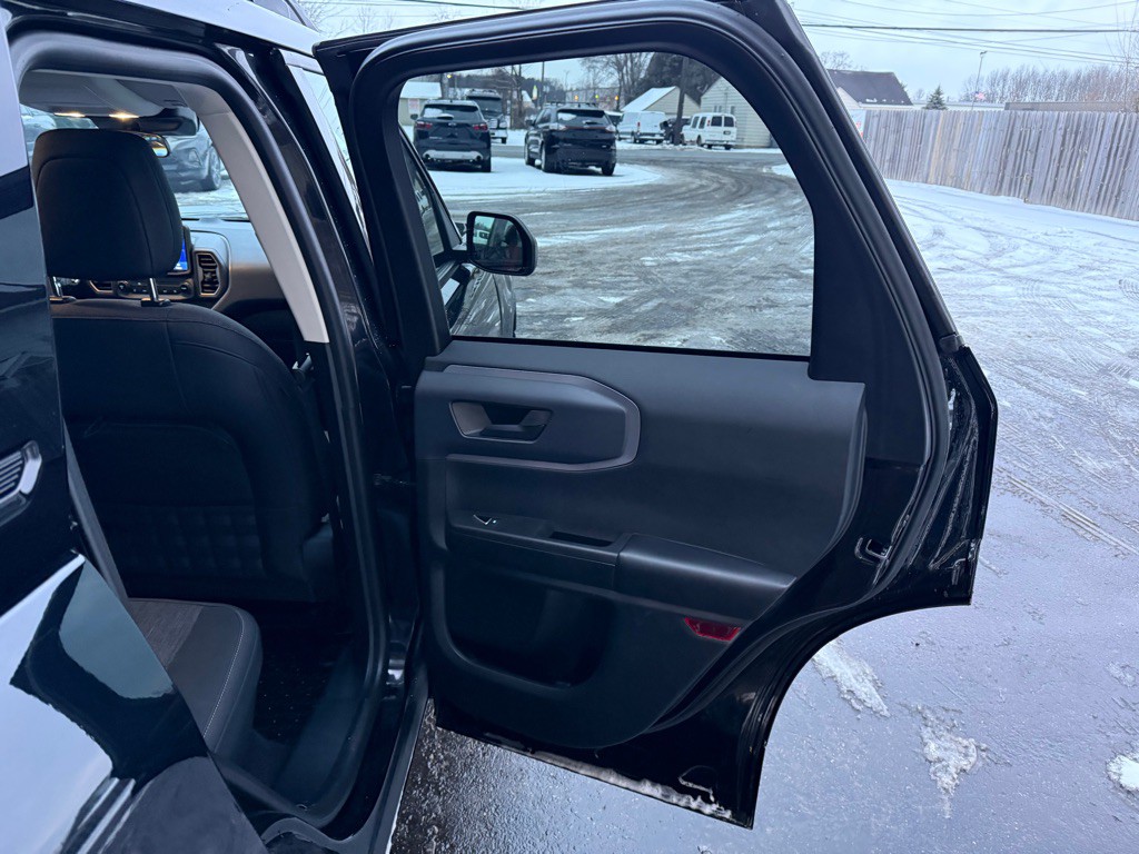 2022 Ford Bronco Image 15