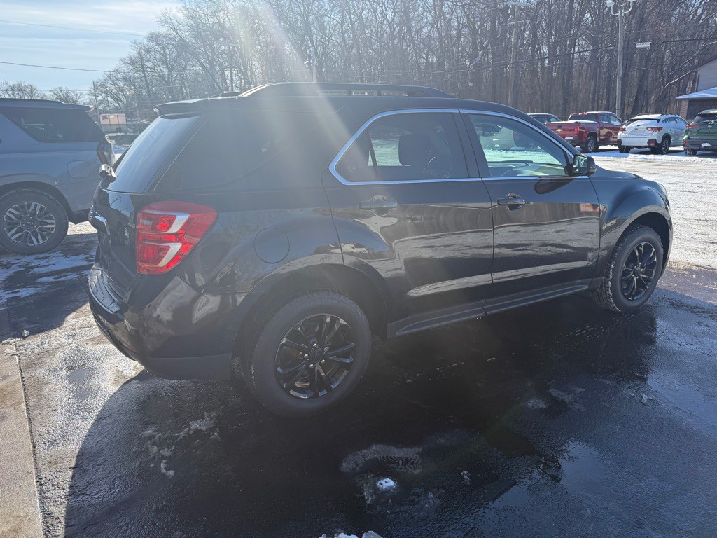 2017 Chevrolet Equinox Image 5