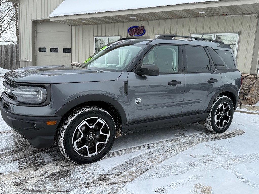 2021 Ford Bronco Image 2