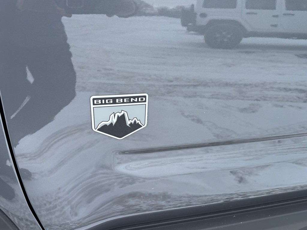 2021 Ford Bronco Image 17