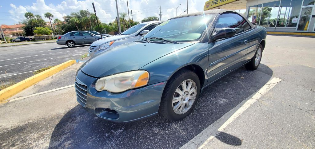 2006 Chrysler Sebring Image 1