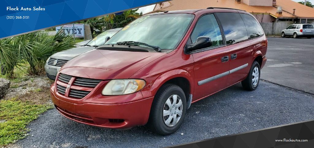 2006 Dodge Grand Caravan Image 1