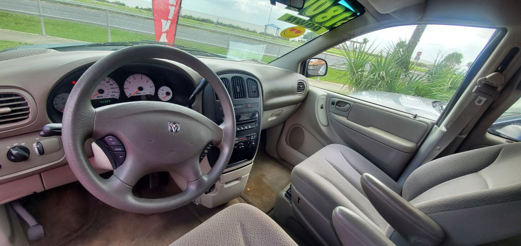 2006 Dodge Grand Caravan Image 8