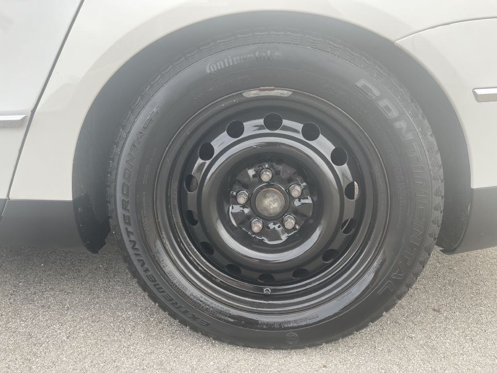 2007 Volkswagen Passat Image 27