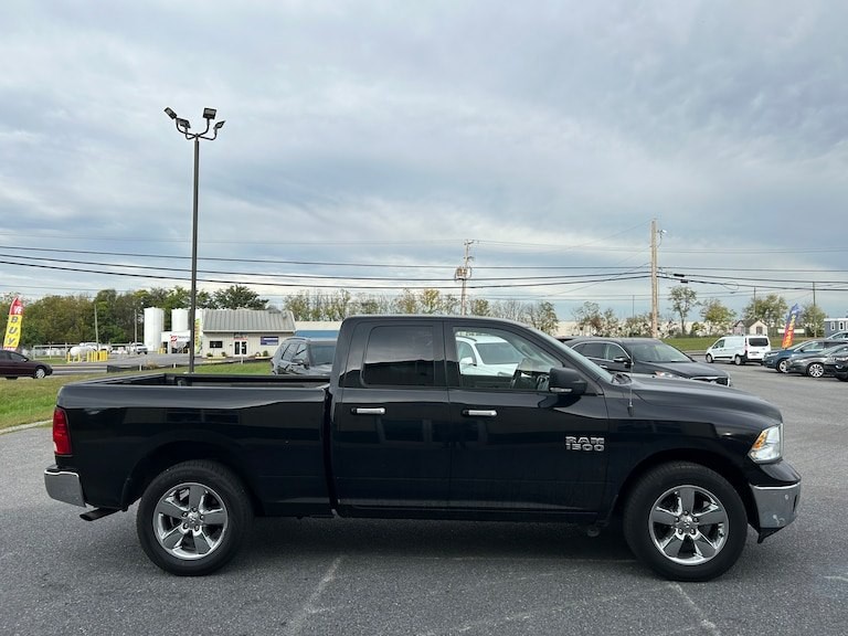 2018 RAM 1500 Image 2