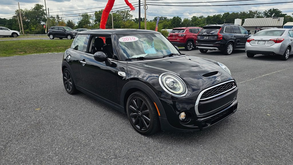2019 MINI Cooper Image 7