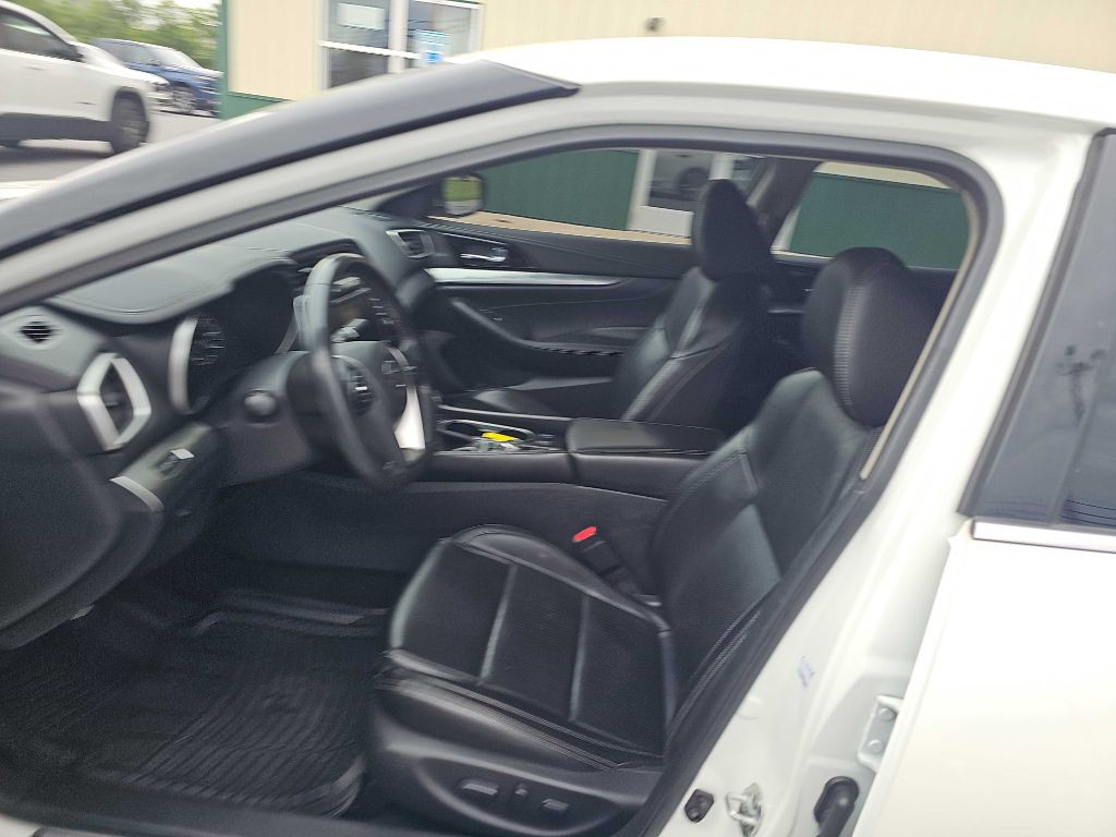 2021 Nissan Maxima Image 11