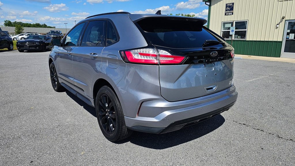 2022 Ford Edge Image 6