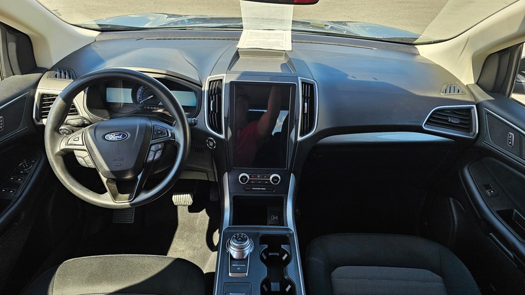 2022 Ford Edge Image 14