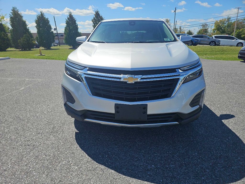 2022 Chevrolet Equinox Image 2