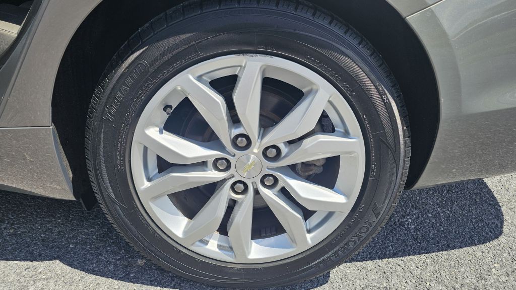 2019 Chevrolet Impala Image 11