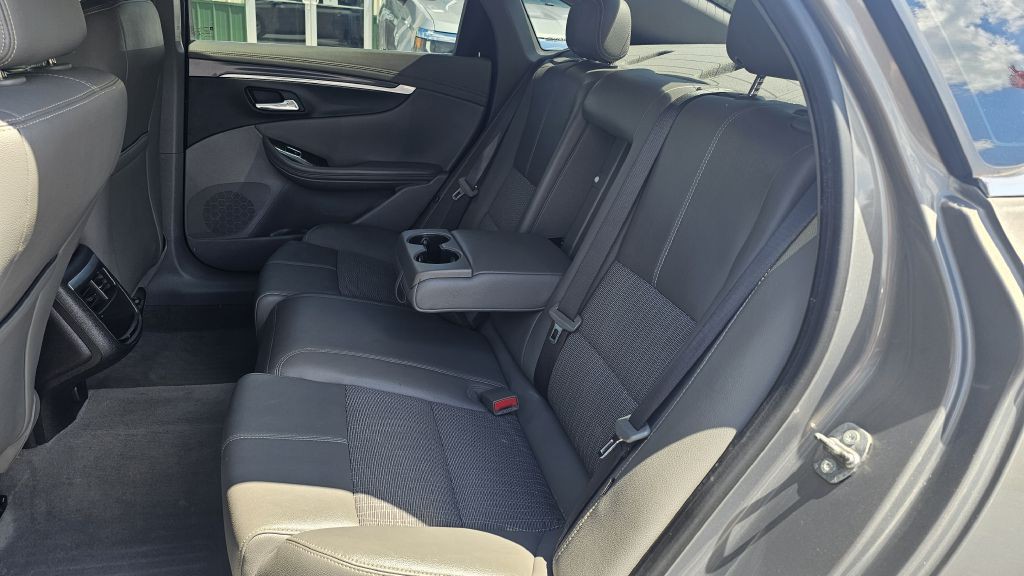 2019 Chevrolet Impala Image 13