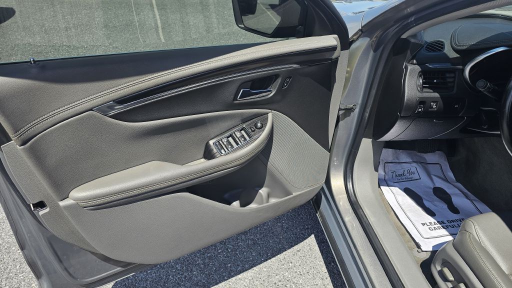 2019 Chevrolet Impala Image 15