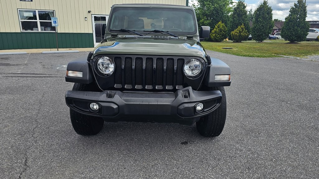 2021 Jeep Wrangler Unlimited Image 2