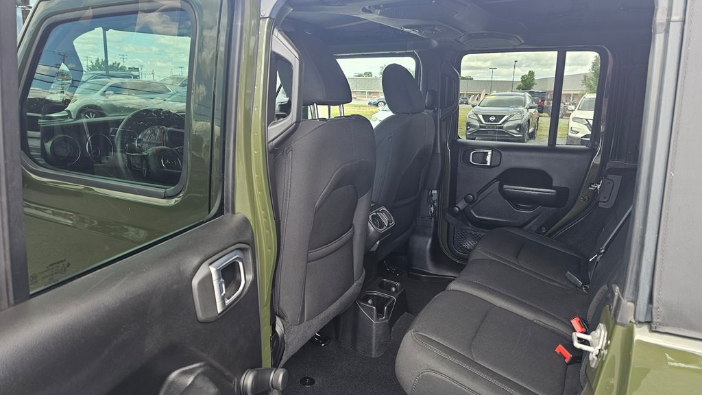 2021 Jeep Wrangler Unlimited Image 12