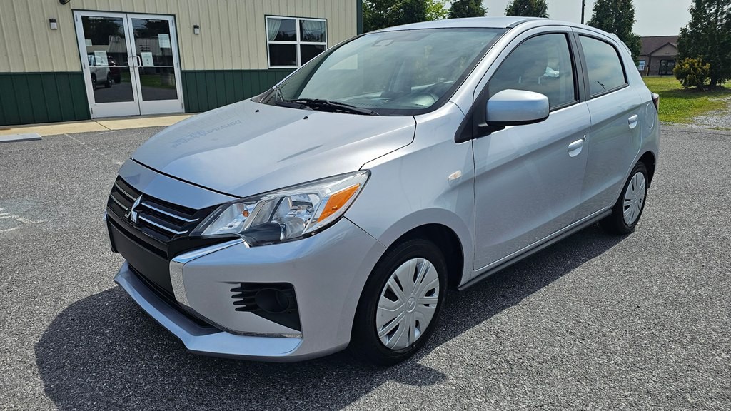 2024 Mitsubishi Mirage Image 1