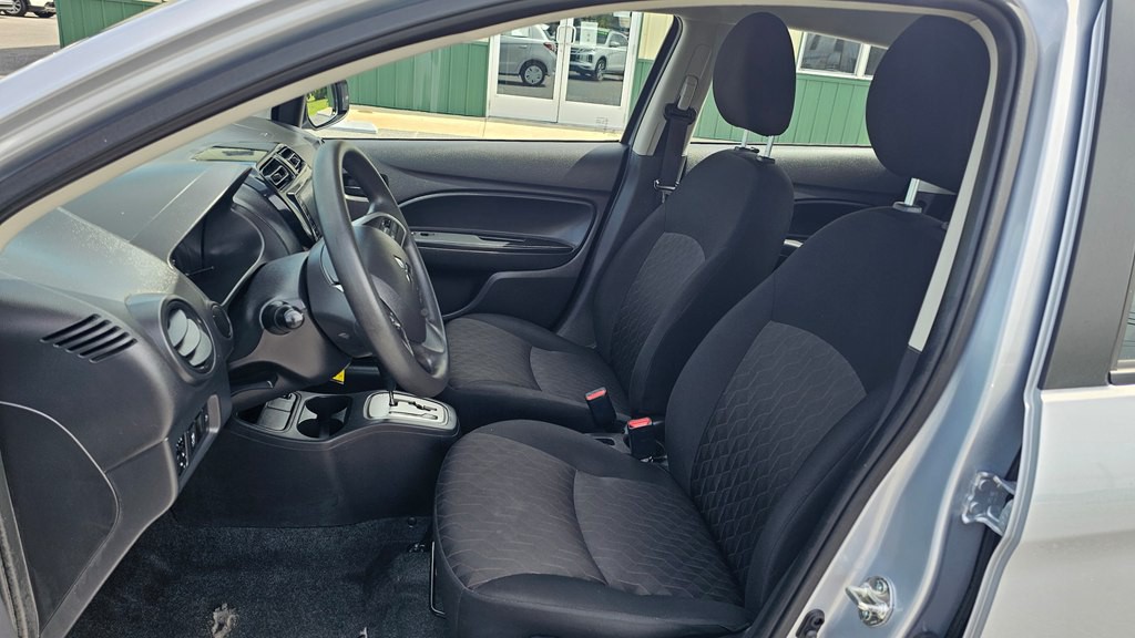 2024 Mitsubishi Mirage Image 2