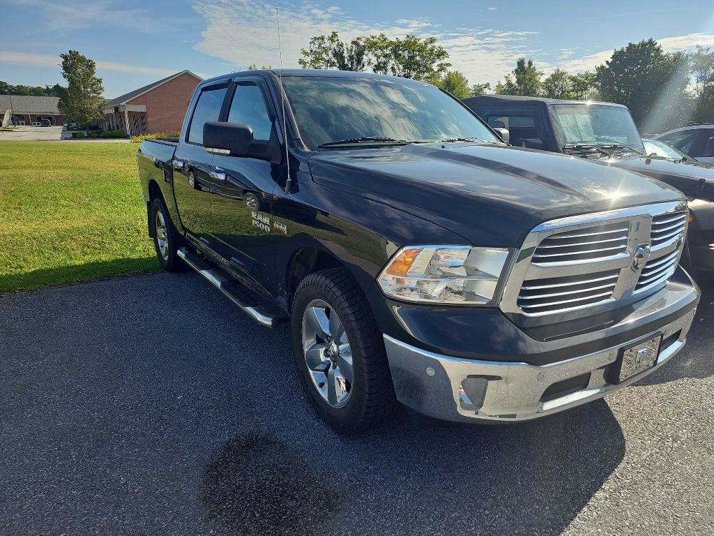 2015 RAM 1500 SLT